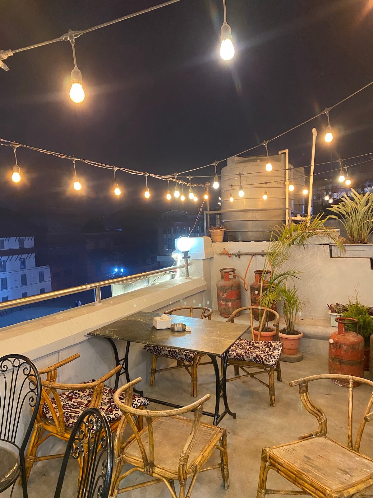 Alley's Cafe — photo by Dhiraj