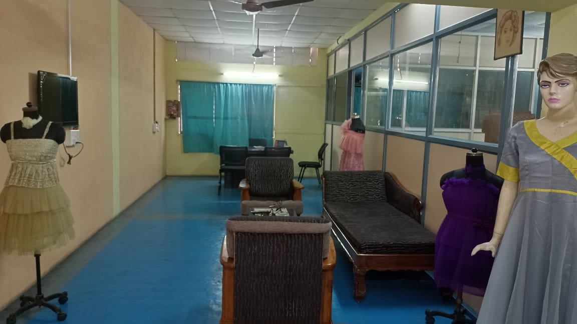ANJANI COLLEGE OF FASHION TECHNOLOGY — photo by ANJANI COLLEGE OF FASHION TECHNOLOGY