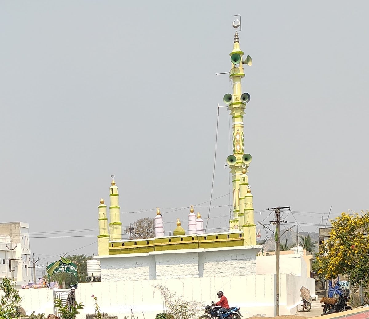 ANJUMAN JAMIA Masjid Perecherla — photo by Masthan Vali Shaik