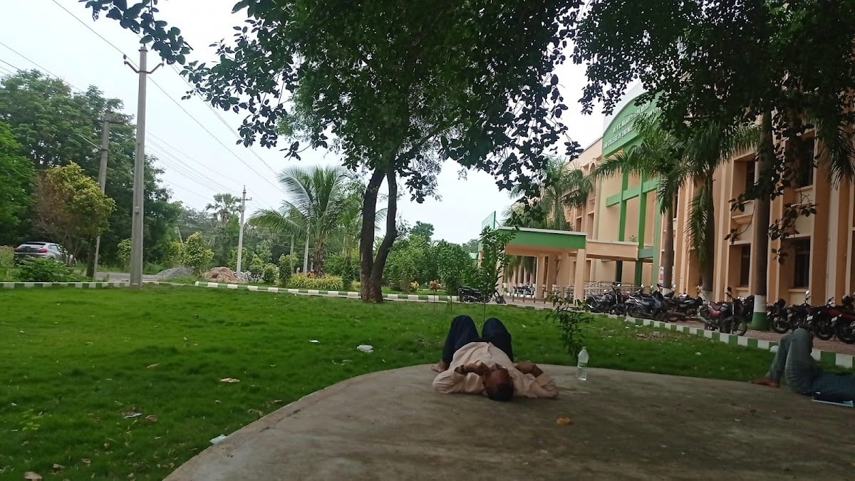 ANU Engineering College, Nagarjuna University — photo by jagjeevanram gowdaperu