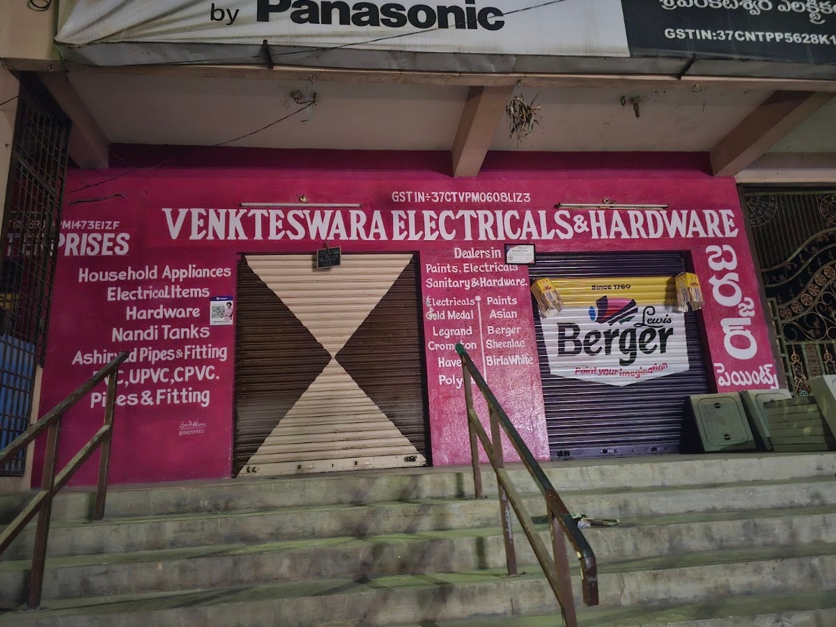 Asian Paints-Venkateswara Electricals&Hardware — photo by Dheeraj Kumar Motamarri