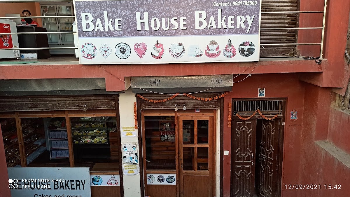 Bake House Bakery and confectionery — photo by Bake House Bakery