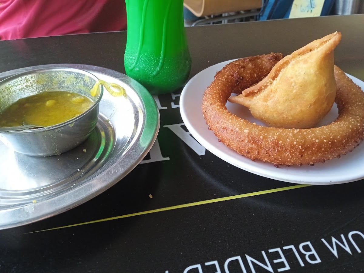 Balkumari fast food — photo by Vladimir Feodoritov