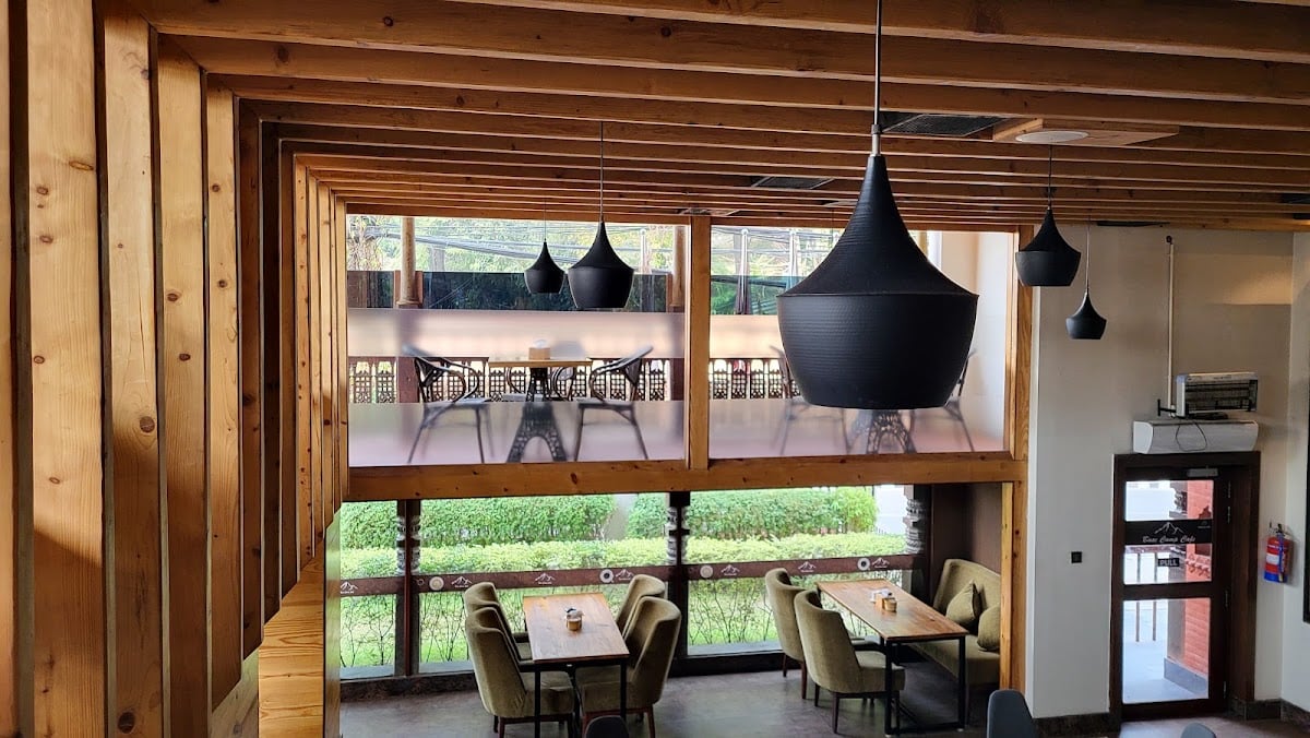 Base Camp Cafe — photo by Dibya Shrestha