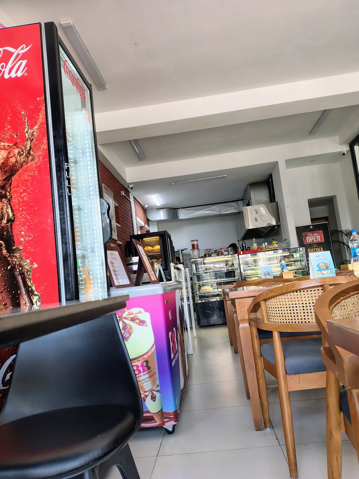 Batika Sweets & Chats — photo by Amit Chaudhary