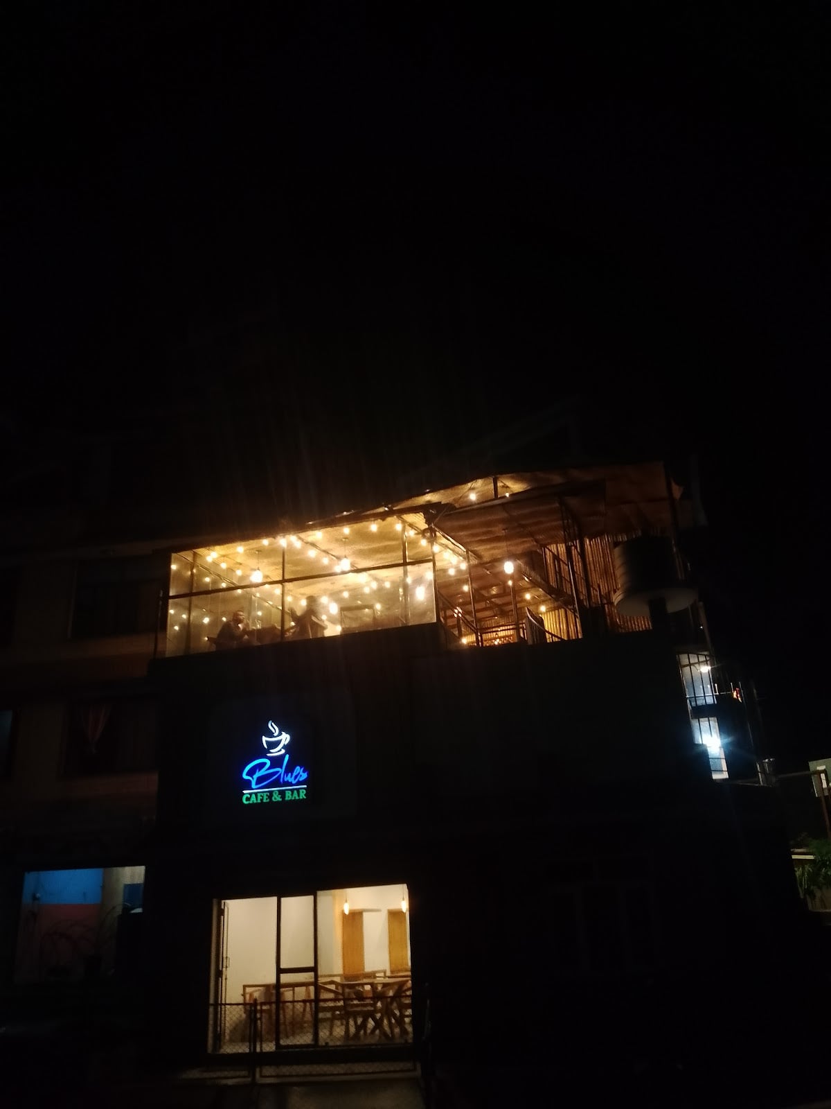 Cafe — photo by Krish Bhujel