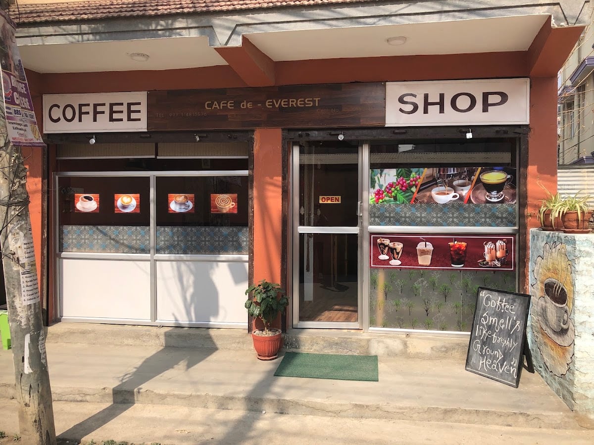Cafe de Everest — photo by muna basnet
