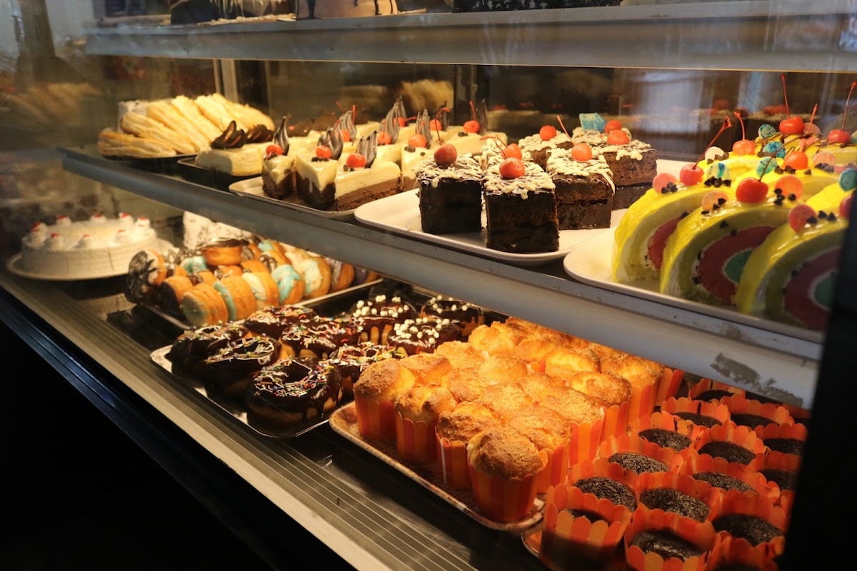 Cake place Dakchhindhoka — photo by city cake palace 2