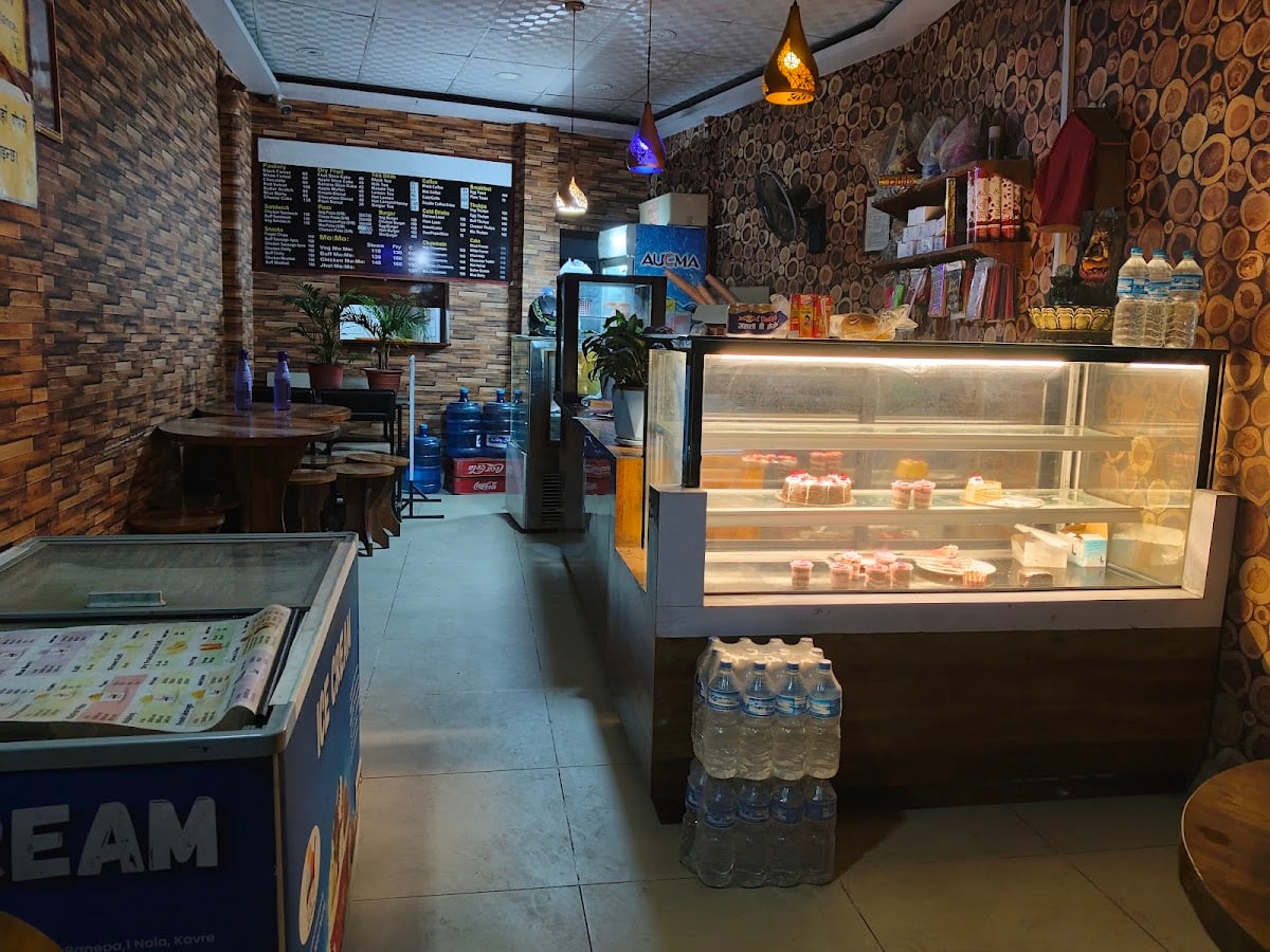 Cakeberry Bakery Cafe — photo by Sudeep Dhawa