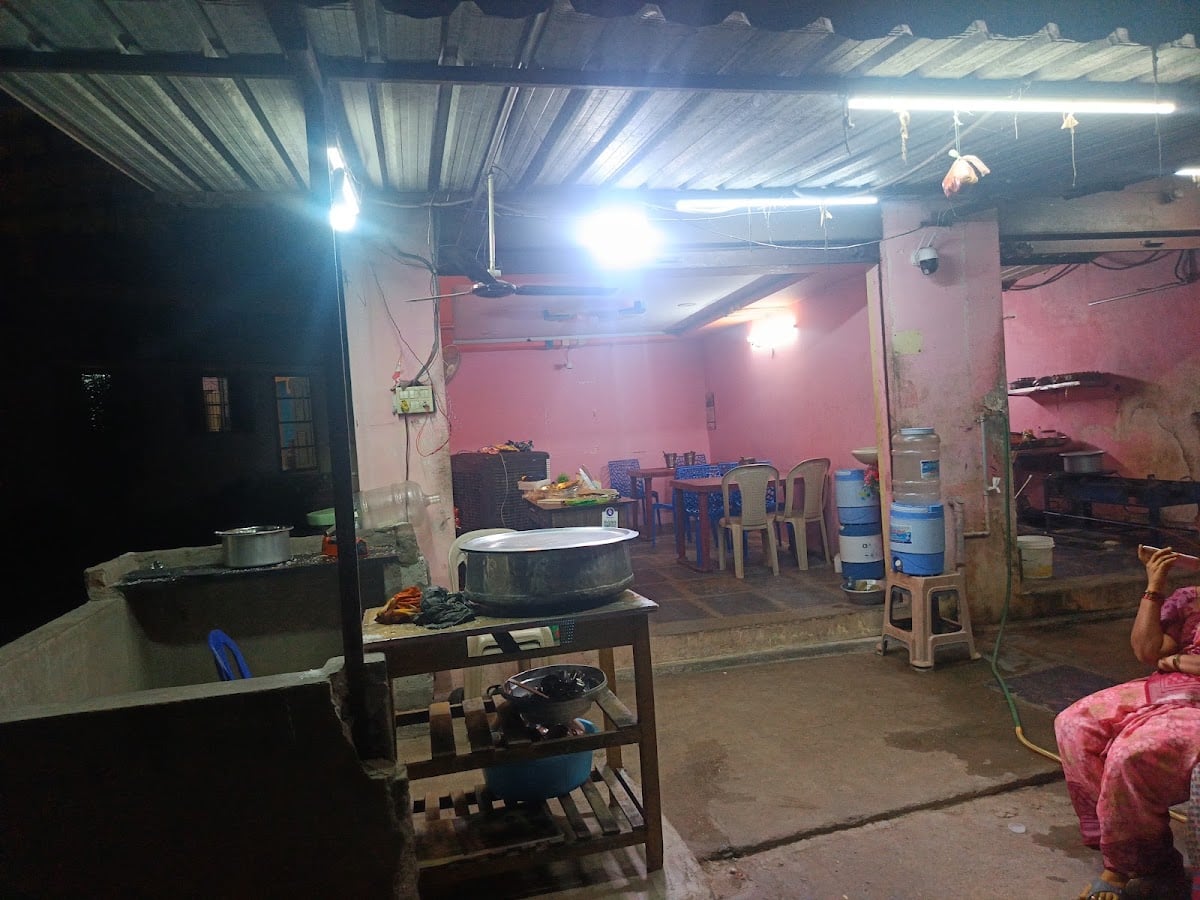 Chicken Affair — photo by LUKKA GOPI