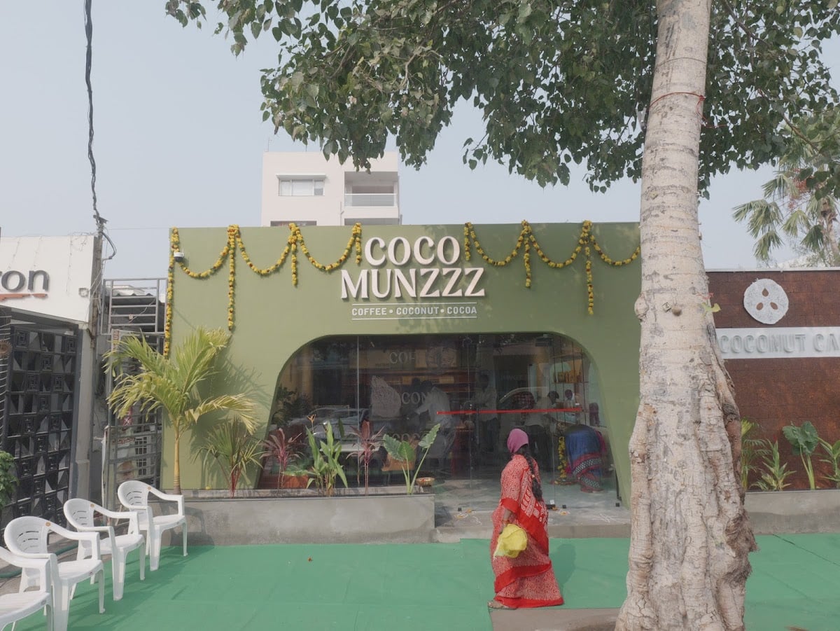 Coco Munzzz - The Coconut Cafe — photo by Coco Munzzz - The Coconut Cafe