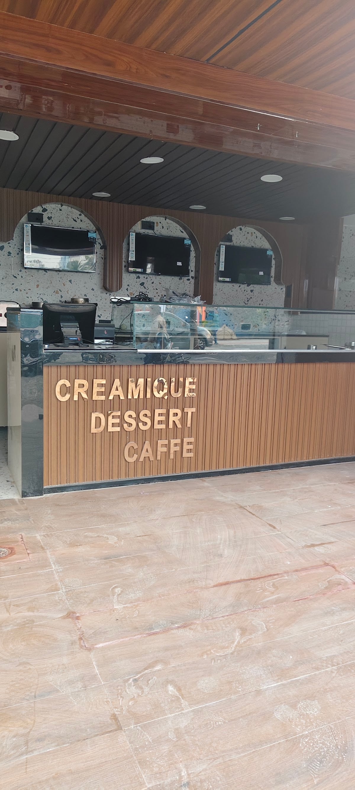 Creamique Dessert Caffe — photo by Creamique Dessert Caffe