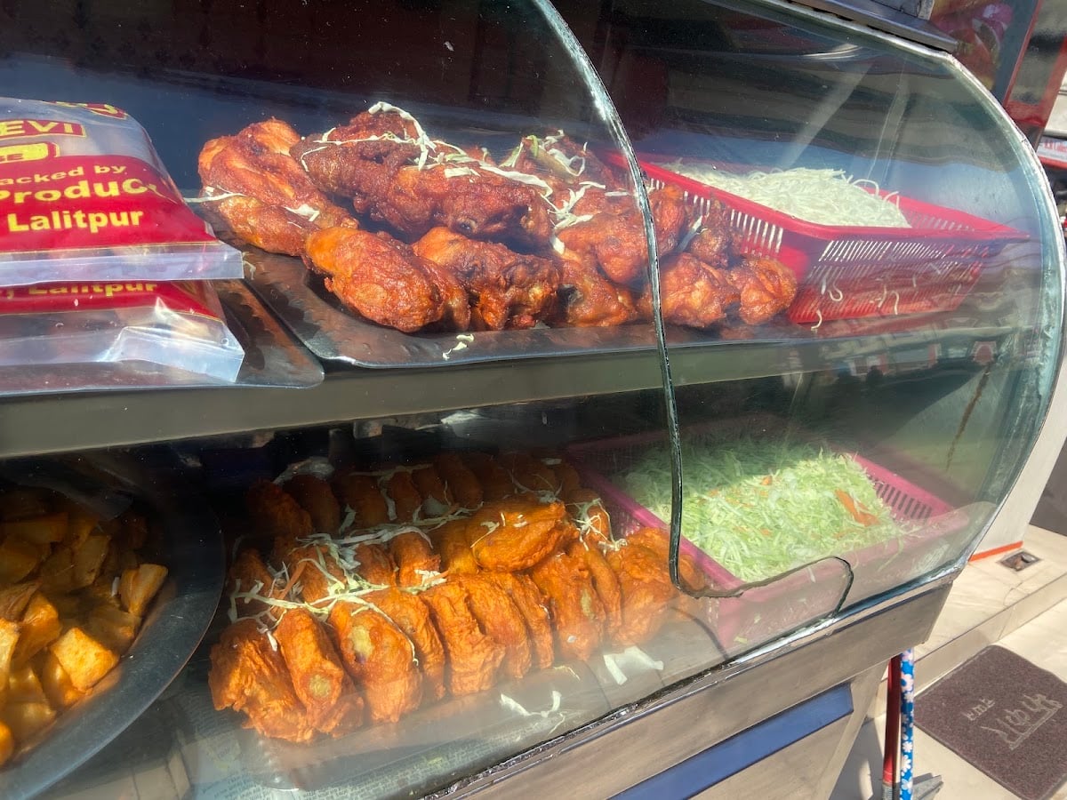 Dakshinkali Fastfood and Sekuwa Corner — photo by ᴀɴɪᴍᴇ〆ᴅᴀᴅᴀꔪ