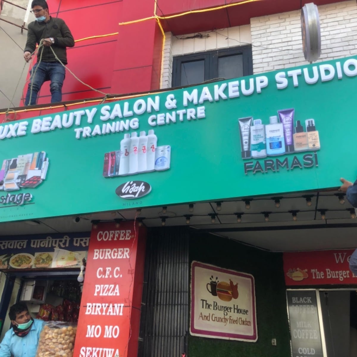 Delux Beauty Salon & Makeup Studio — photo by Abhishek Bhattarai