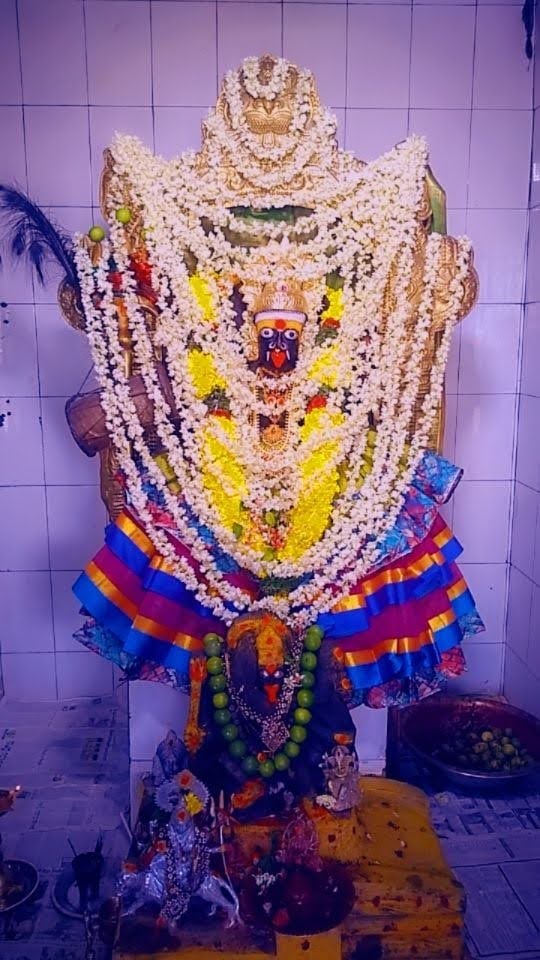 Dhakshina Mahankali Temple — photo by Prasanna Y