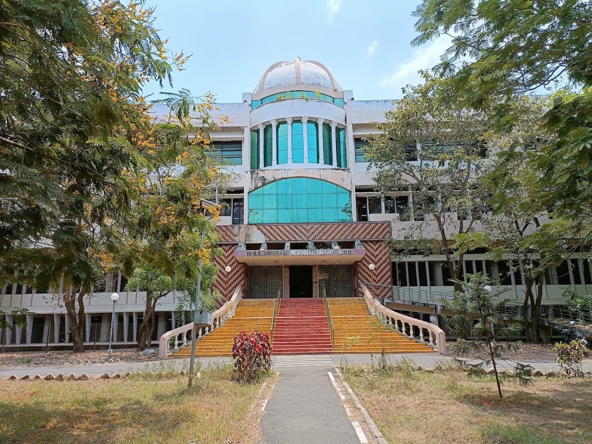 Dr. Ambedkar Central Library, Acharya Nagarjuna University — photo by John Augustine