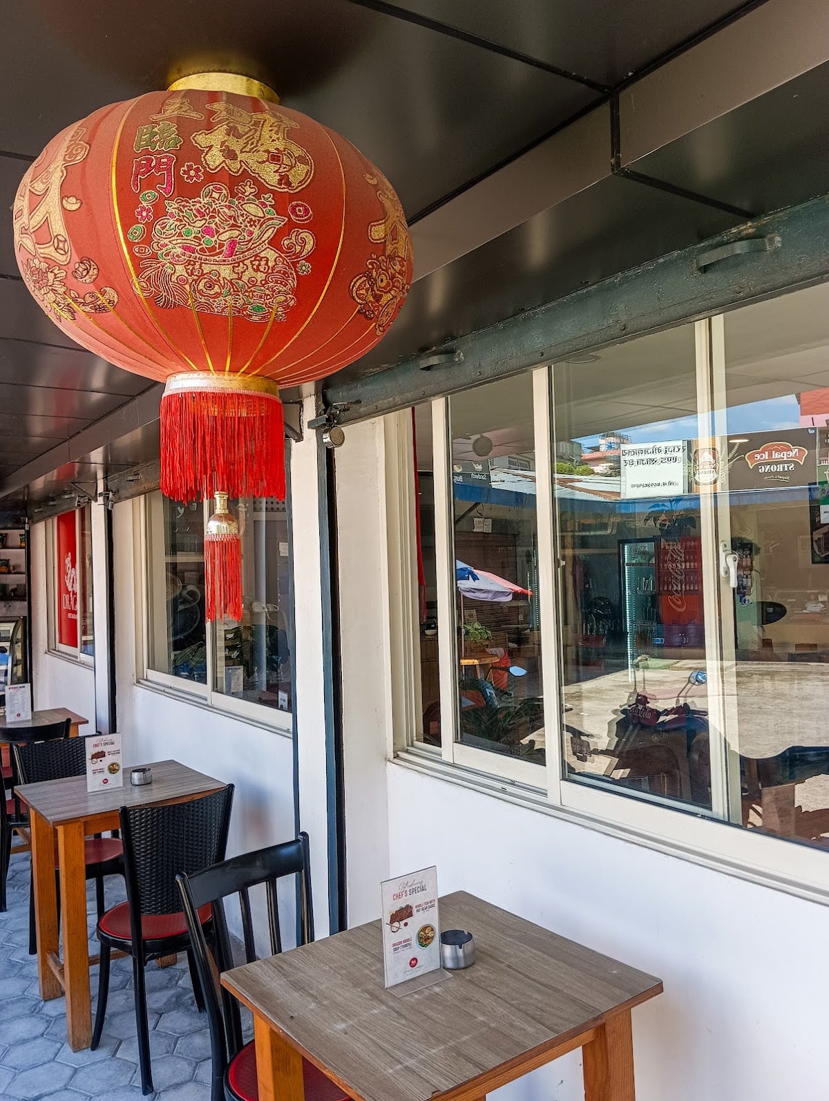 Dragon Express Asian Eatery — photo by Kasish Shrestha