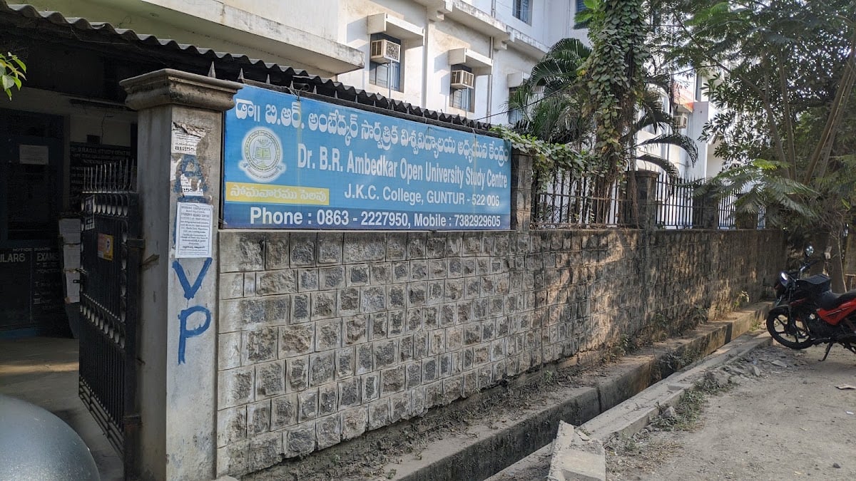 Dr.B.R.Ambedkar Open University — photo by Yash