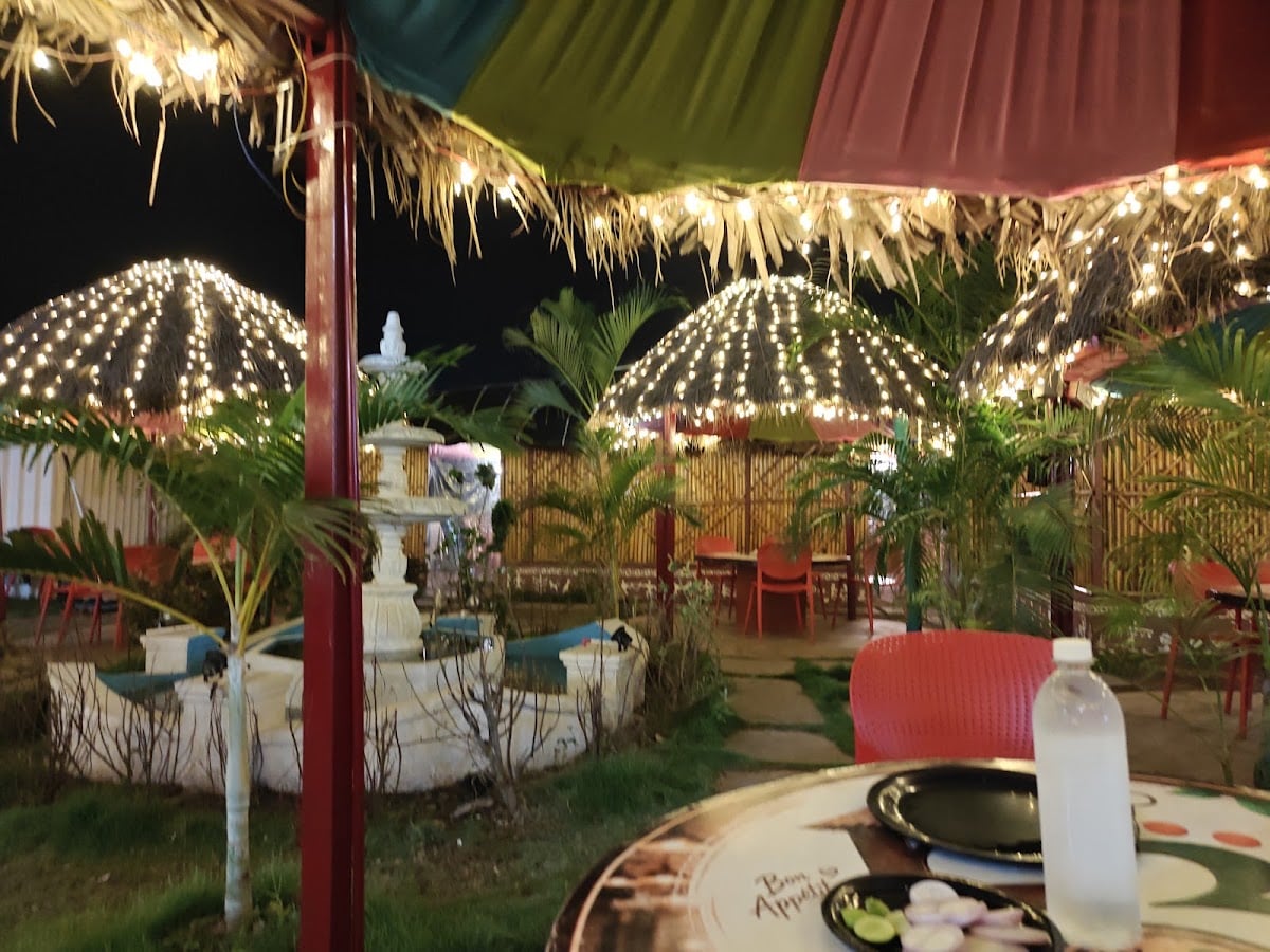 F3 FAMILY RESTAURANT — photo by Sohan Santosh Ram Tummala