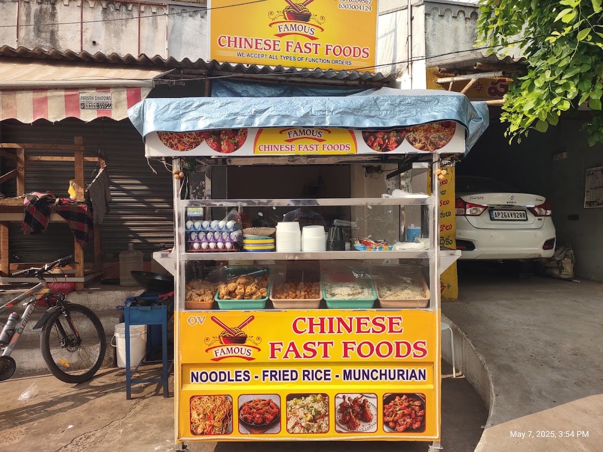 Famous Chinese fast food — photo by Famous Chinese fast food