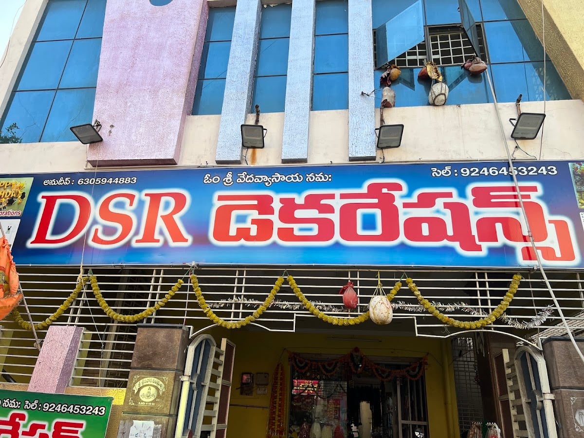 Fashion Garments (Readymade Dress Shop — photo by Dasari Sai Anudeep