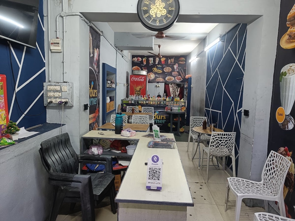 Flavours Corner — photo by Santhivardhan Jonnakuti
