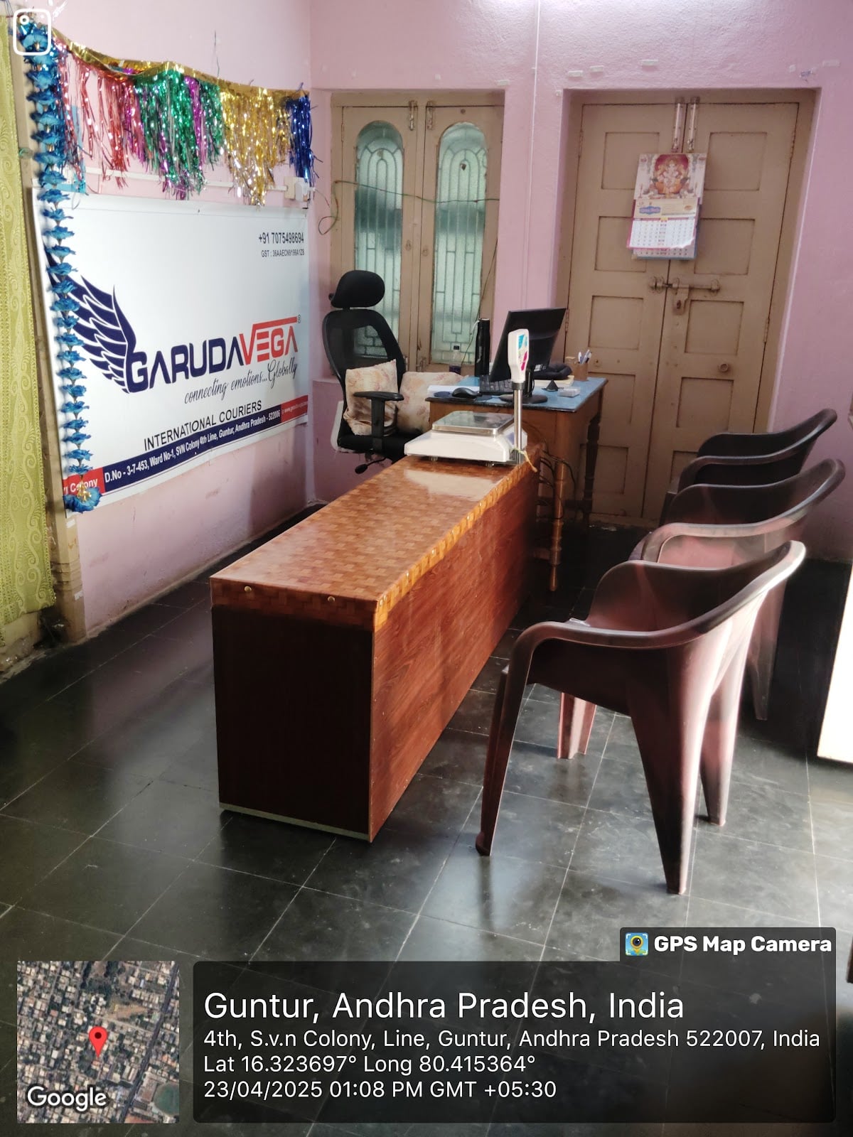 GARUDA VEGA INTERNATIONAL COURIER — photo by GARUDA VEGA INTERNATIONAL COURIER