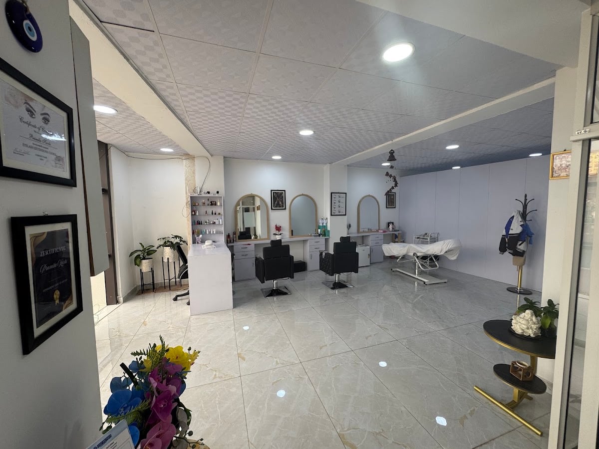 Gernep Beauti/Parlour — photo by Gernep Beauti/Parlour