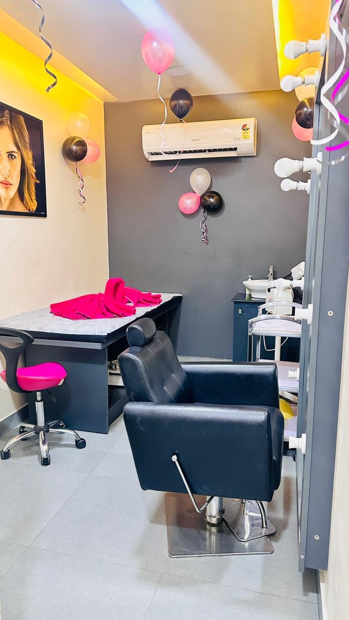Glow Salon — photo by Glow Salon