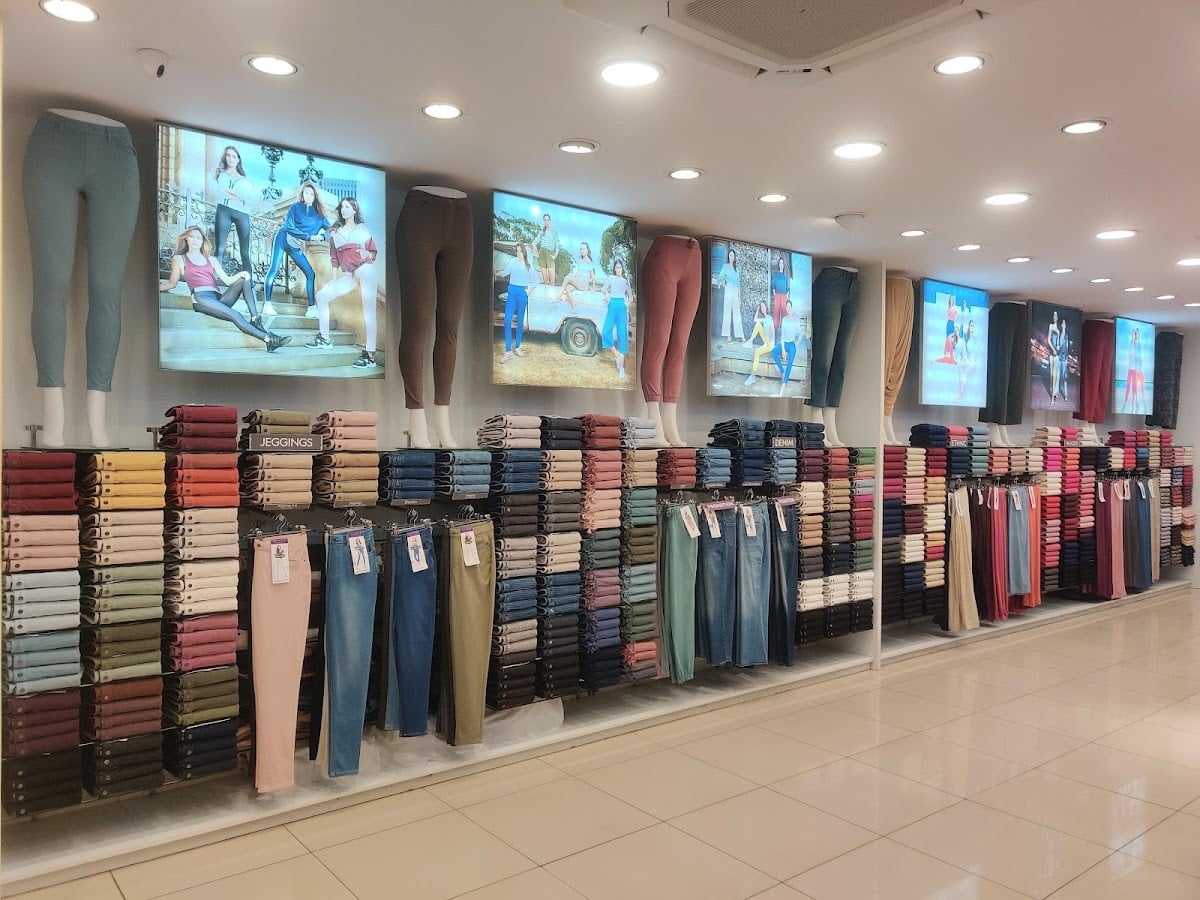 Go Colors | Vijayawada Airport | Women's Bottom Wear — photo by Go Colors | Vijayawada Airport | Women's Bottom Wear