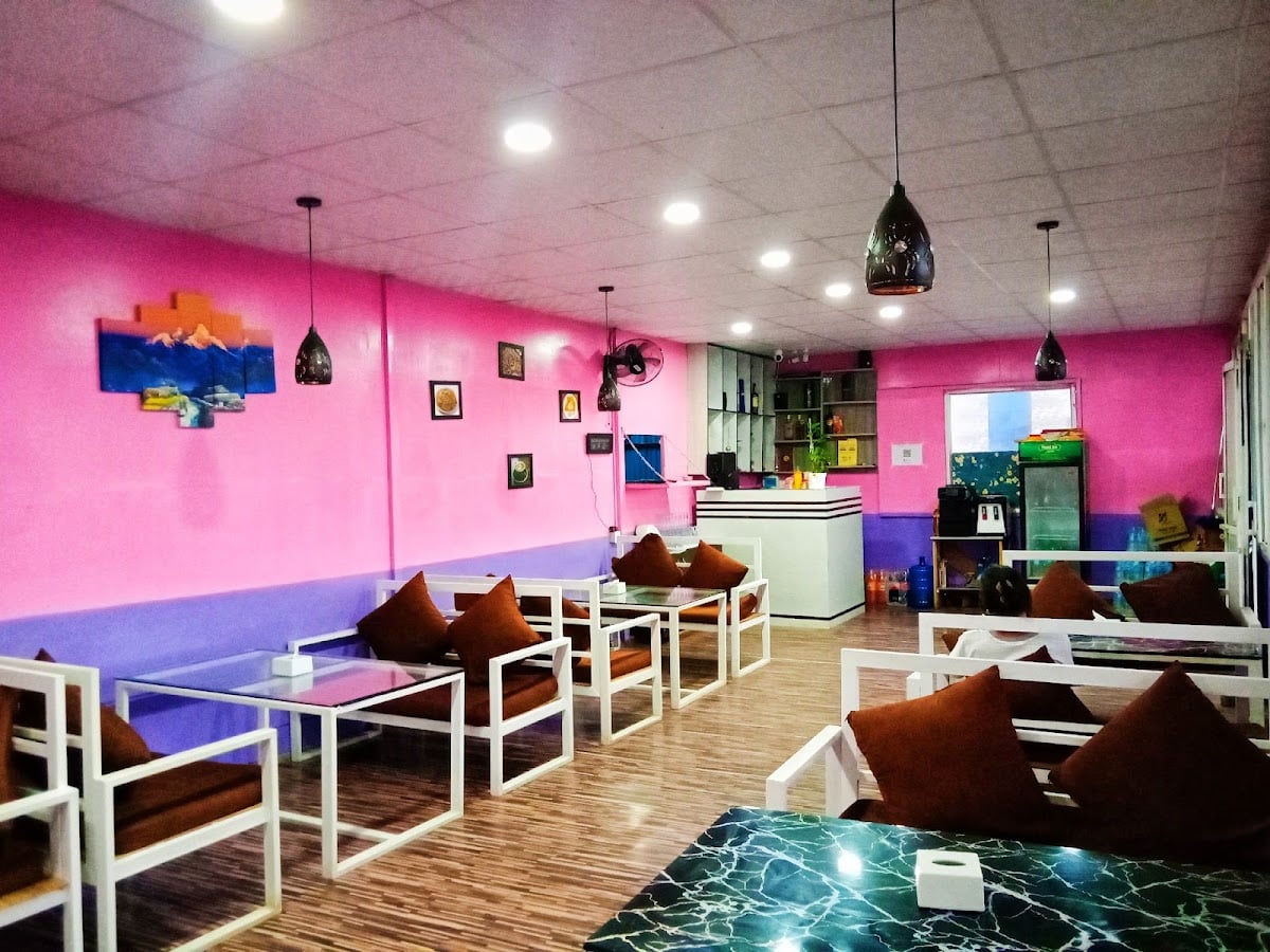 Gundu Chowk Hygienic Cafe — photo by Ranjit Shrestha