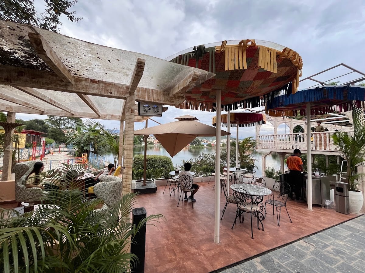 H2O Cafe N' Pub - Taudaha — photo by Mani karmacharya