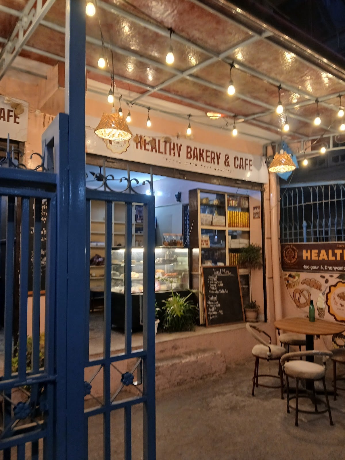 Healthy Bakery & Cafe — photo by lapsi gundruk