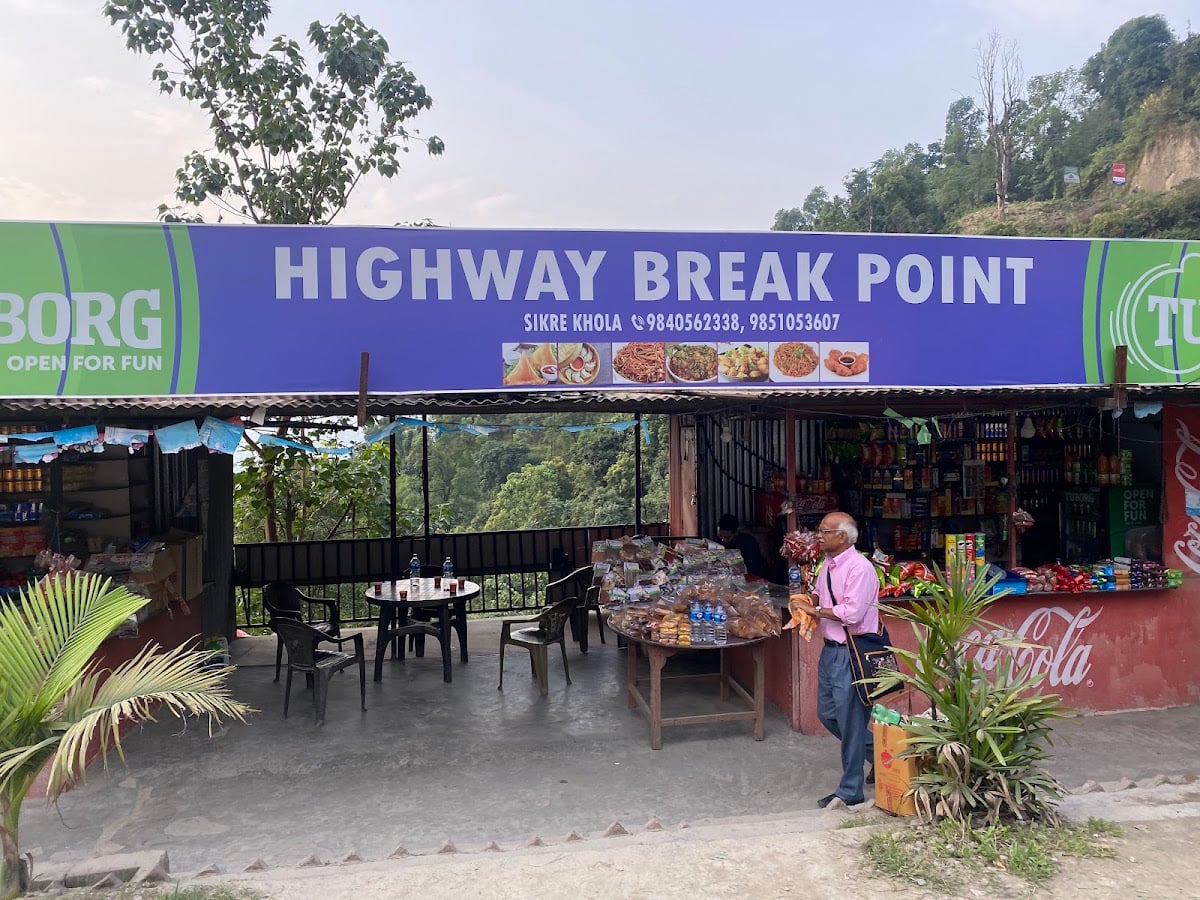 Highway Break Point — photo by Pravin