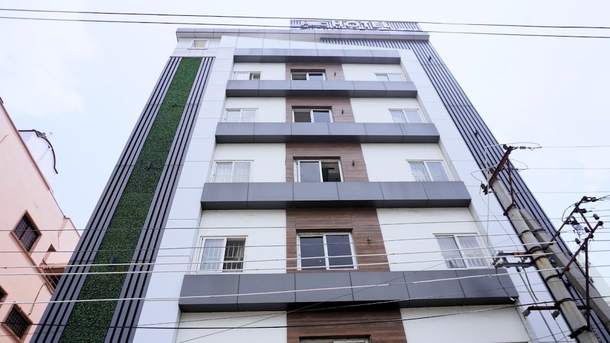 Hotel grand city — photo by Growvance Tech solutions