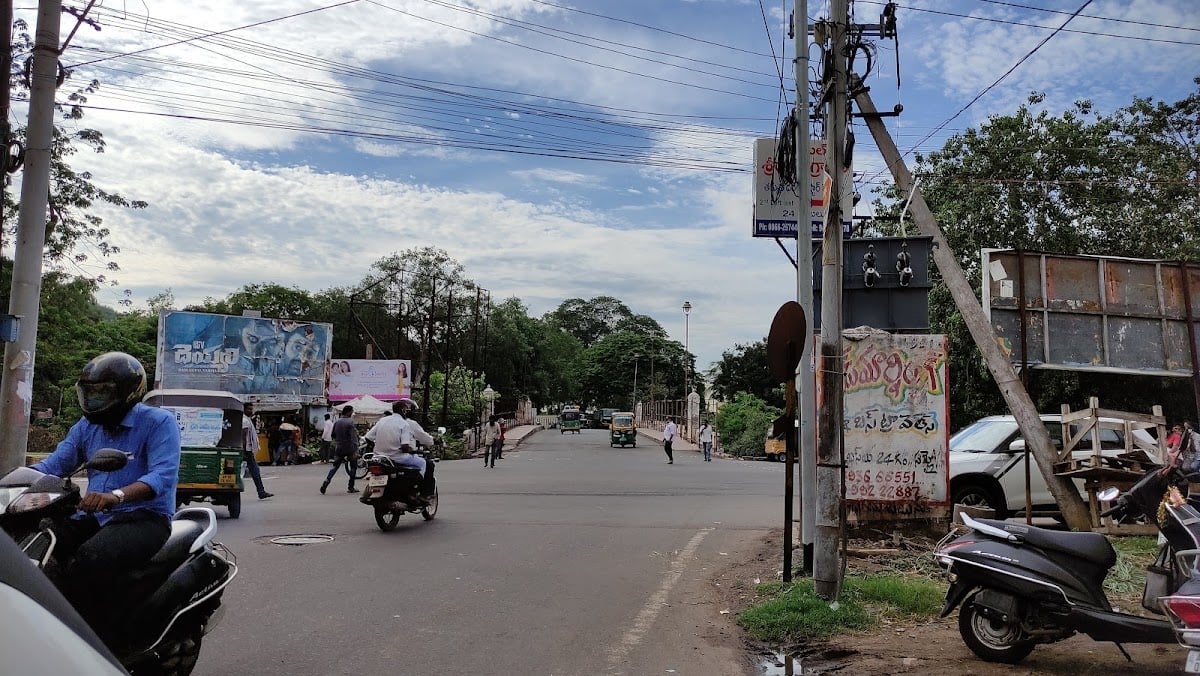 Hotel Narayana Swamy — photo by SAI KUMAR .M