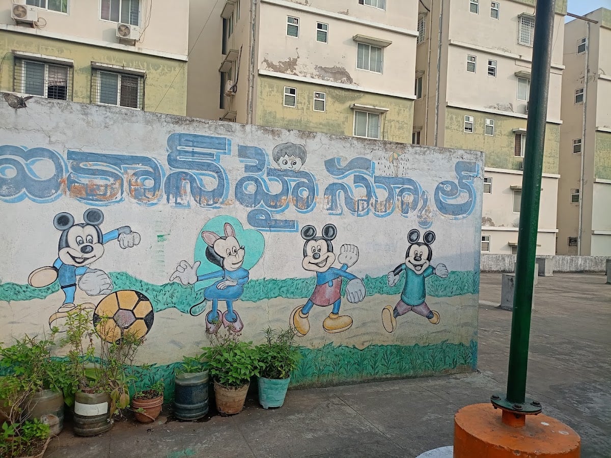 Icon High School — photo by Himabindu Muraboyina