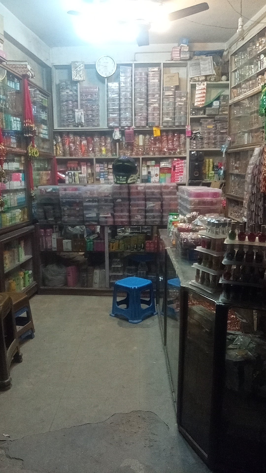 Jahir Cosmetics — photo by Mohin Uddin