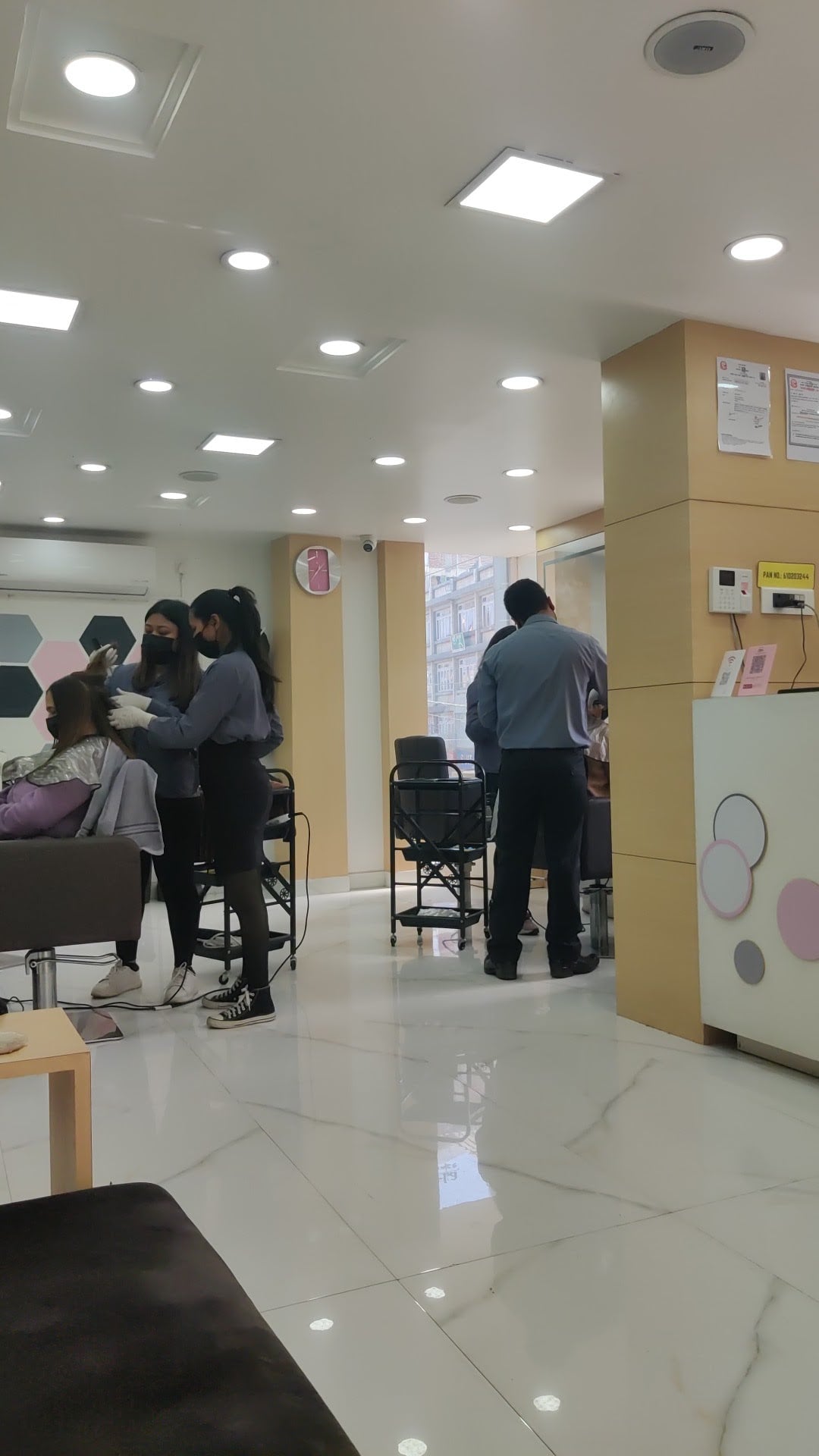 JLON The Beauty Bar — photo by Lumanti Manandhar