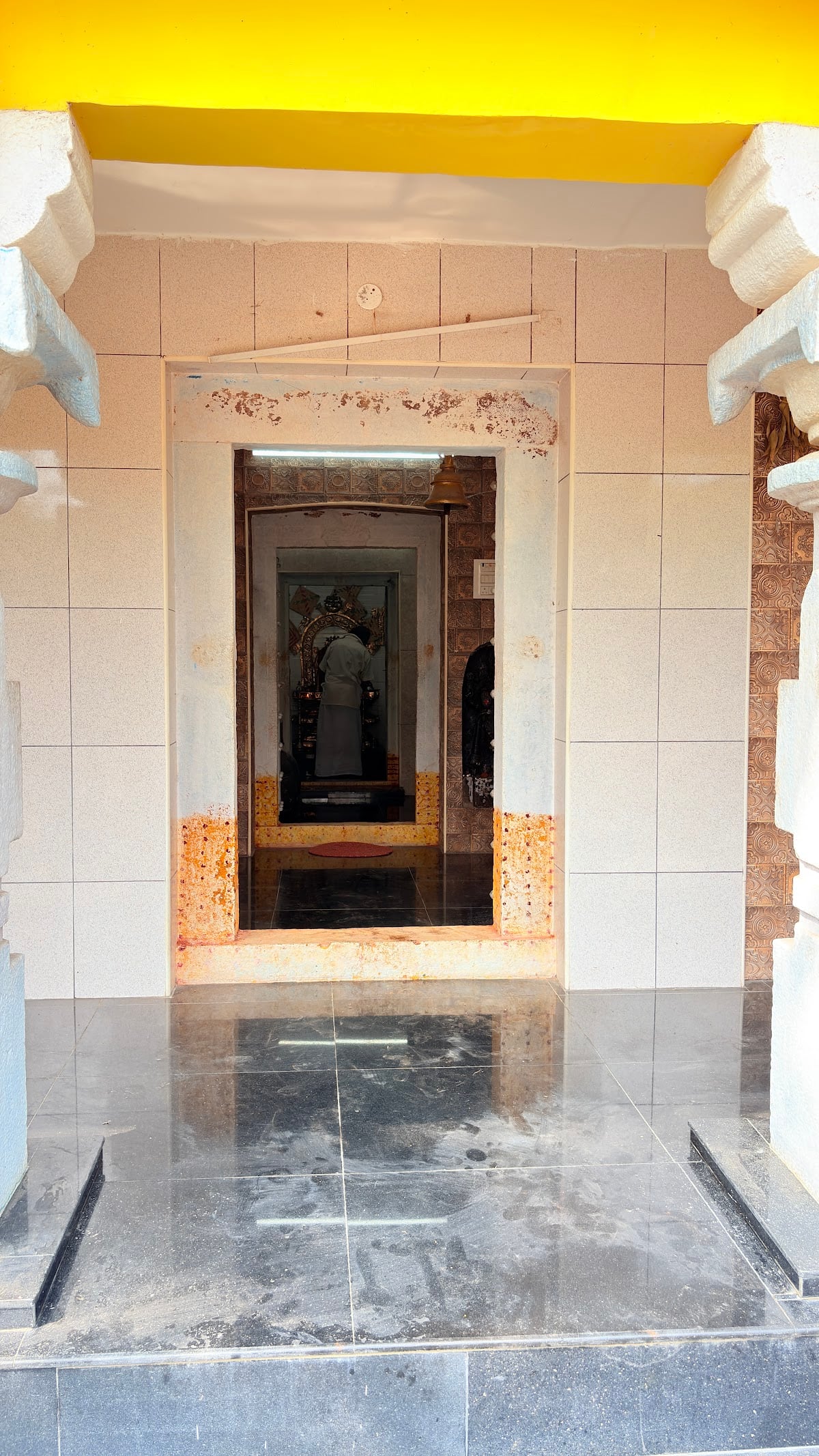 Jwala Narshima Swami Temple — photo by Deva datta