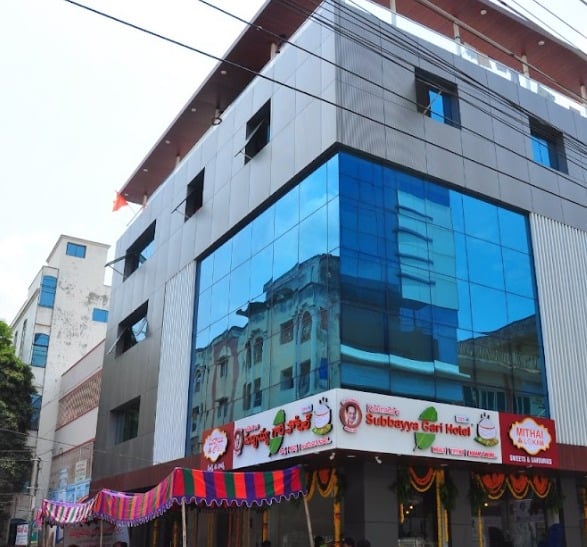 Kakinada Subbayya Gari Hotel | Pure Veg Restaurant In Vijayawada — photo by Kakinada Subbayya Gari Hotel | Pure Veg Restaurant In Vijayawada