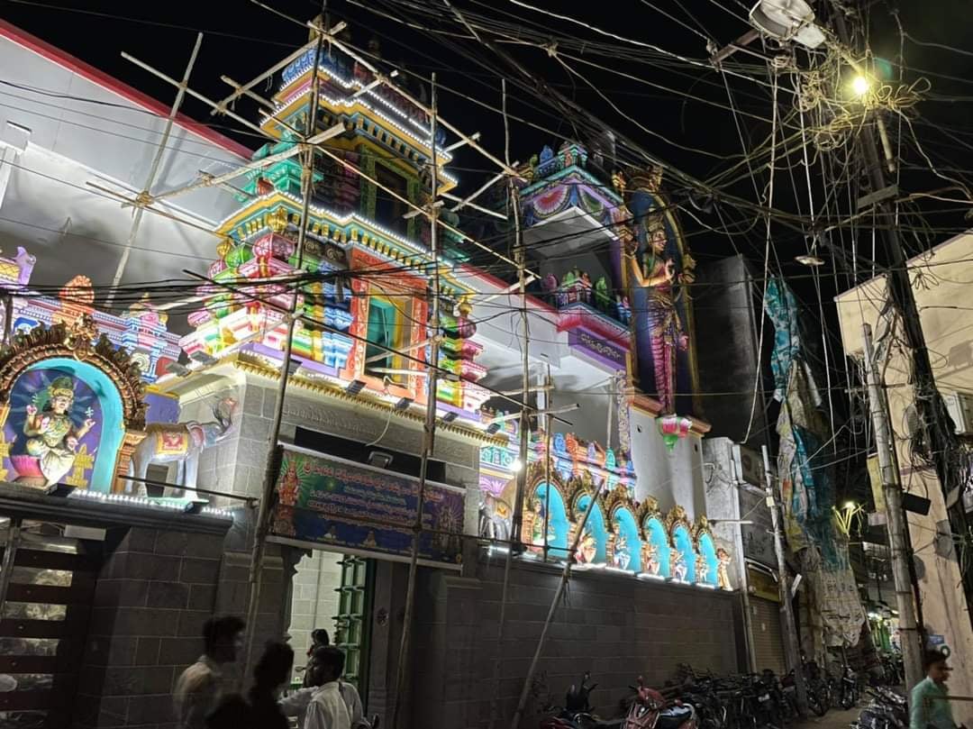 Kanayakaparameswari Temple — photo by Komalvenkatsai Panga