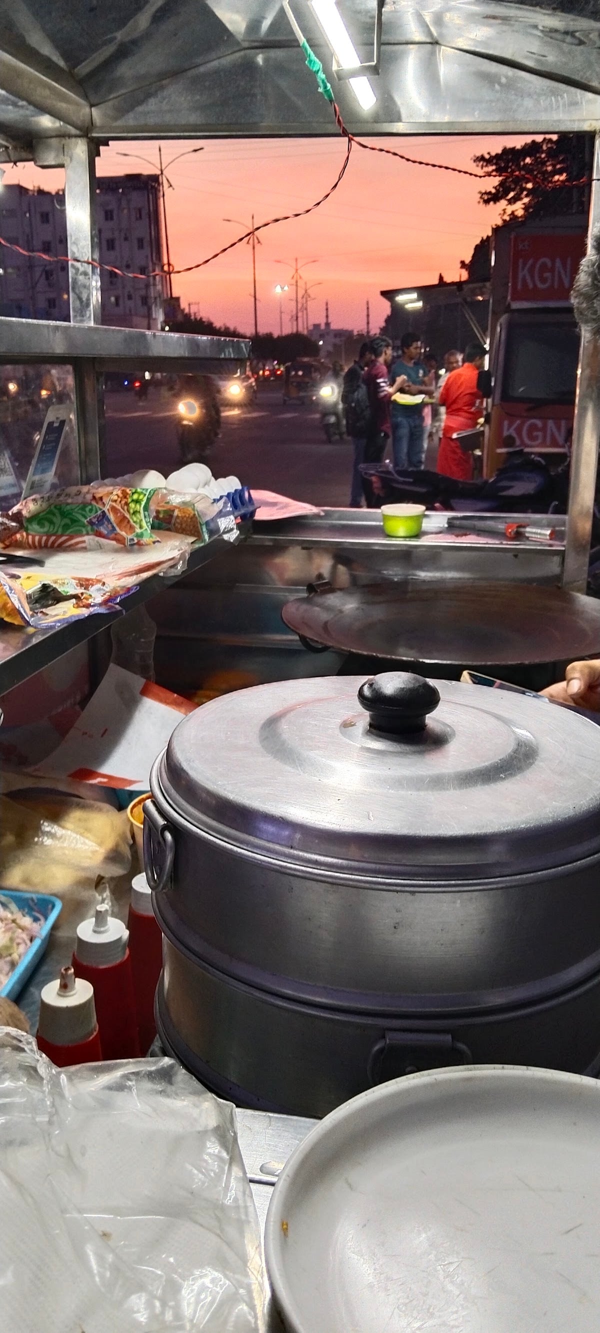 Kolkata Rolls and momos shop — photo by Ashok Ashok