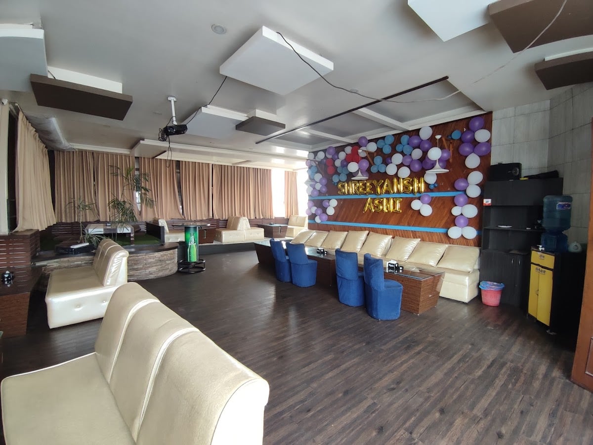 Koyla Lounge & Bar — photo by Bikash KHADGE