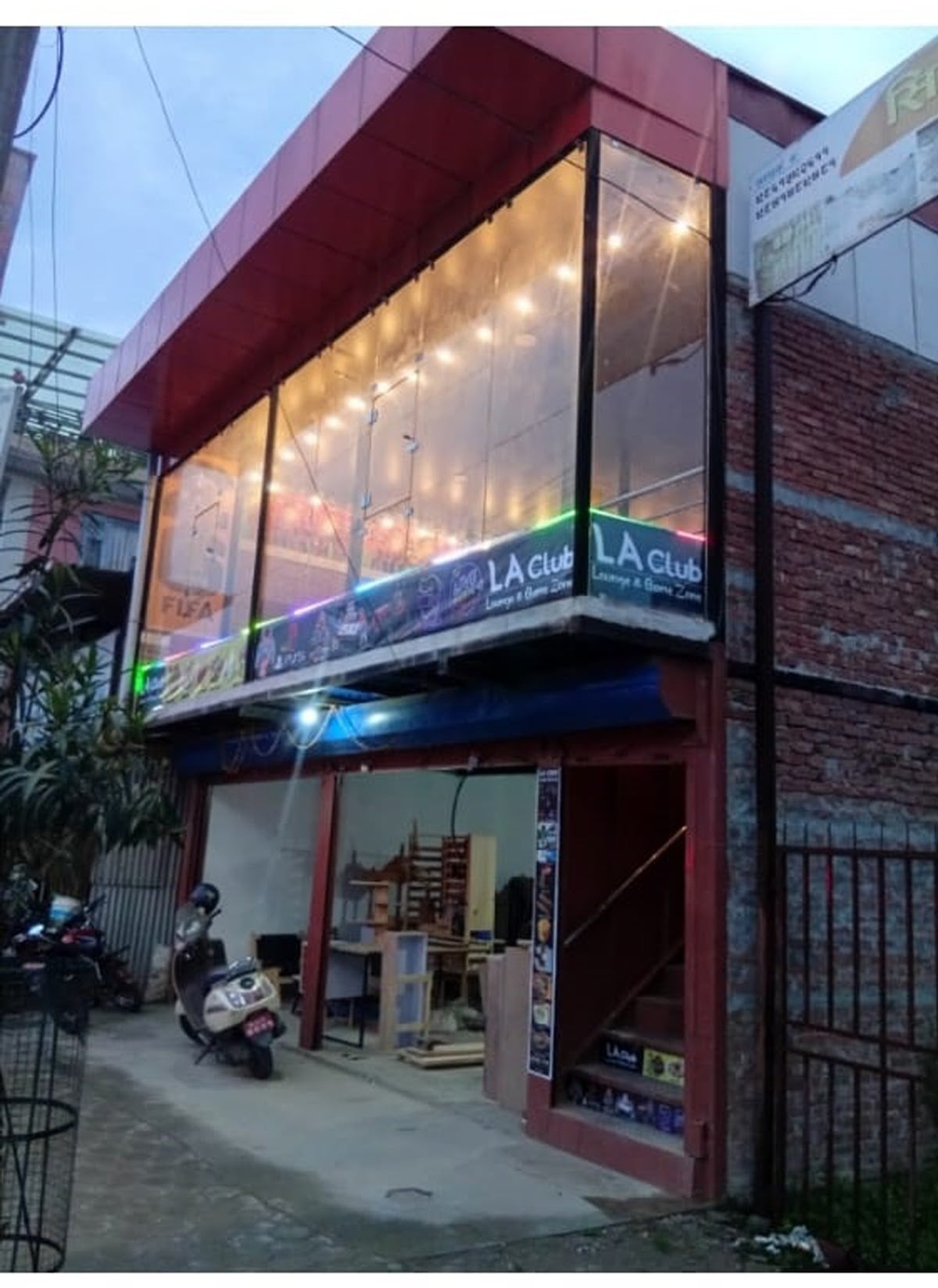 LA Club , Lounge & Game Zone — photo by LA Club , Lounge & Game Zone