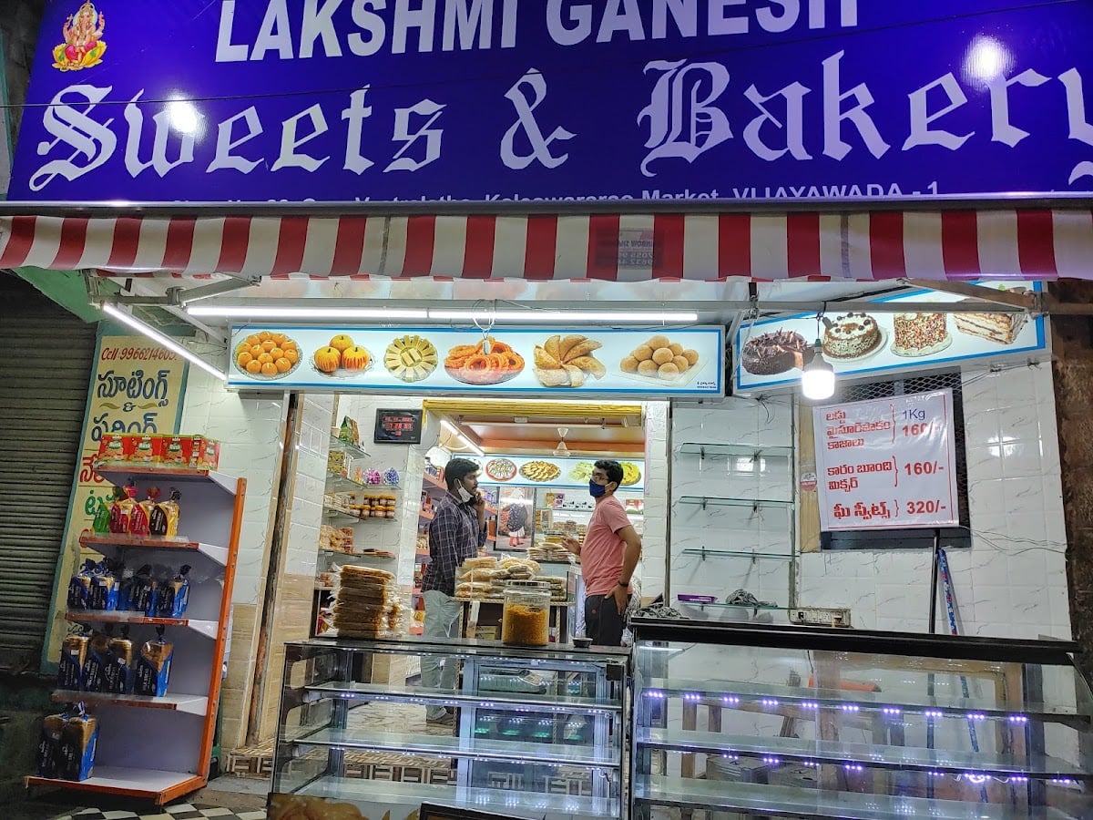 Lakshmi Ganesh Sweets & Bakery — photo by ALViN