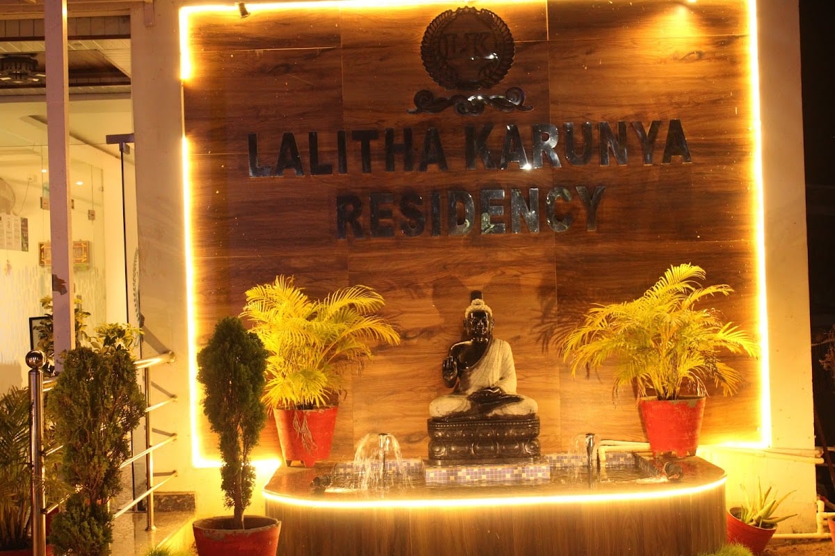 Lalitha Karunya residency A/C — photo by Vamsi K
