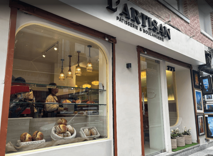 L'ARTISAN PATISSERIE & BOULANGERIE — photo by L'ARTISAN PATISSERIE & BOULANGERIE