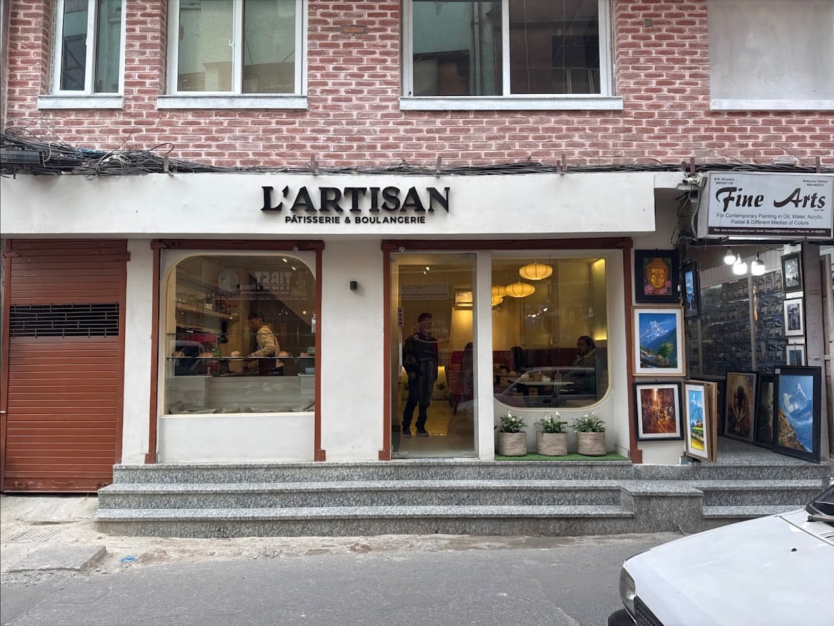 L'ARTISAN PATISSERIE - Thahity Jyatha Marg — photo by Francisco Marques