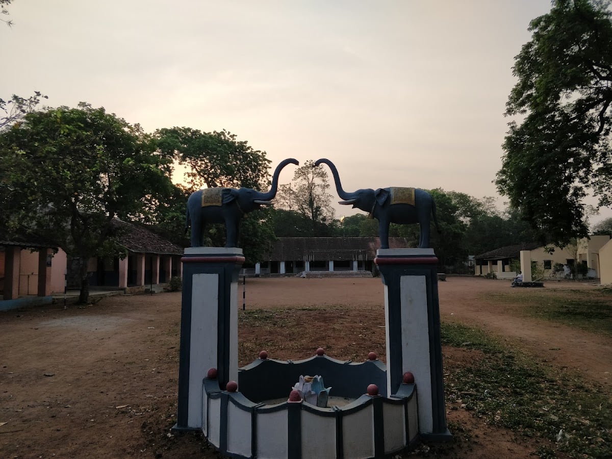 L.E.M. High School - AELC — photo by Srinivasa Rao T